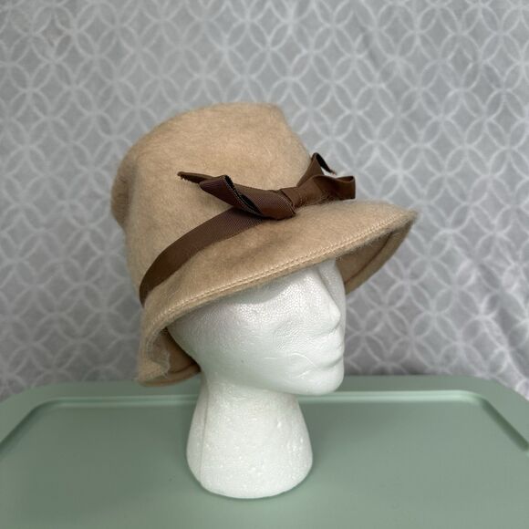 Vtg Mahara Wool Cloche Hat Ladies Women Tan Beige Antique 20s 30s Gatsby Flapper